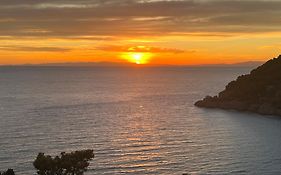 Villa Rosa Con Splendida Vista Mare